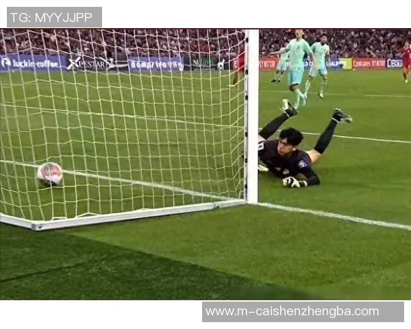 足球场上的搞笑瞬间球员失误与裁判趣事大盘点 足球场上的搞笑瞬间球员失误与裁判趣事大盘点